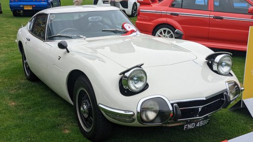10 Classic Cars That Are A Nightmare To Care For &amp; 10 That Are A Dream