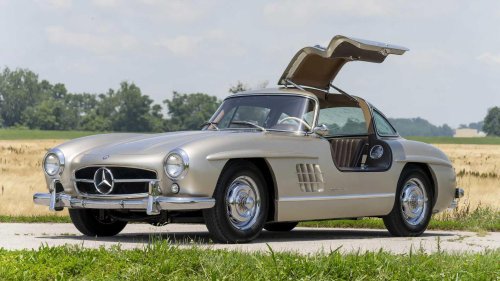 The first production car with fuel injection