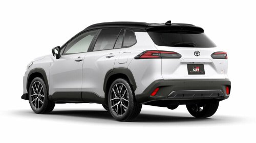 ちょうどいい塩梅！389万円カローラクロスのGRバージョンってどうなの？