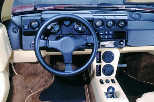 ランボルギーニ ジャルパは、V8を横向き搭載したランボルギーニのエントリーモデル【スーパーカークロニクル・完全版／020】