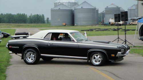 10 muscle cars that were ahead of their time