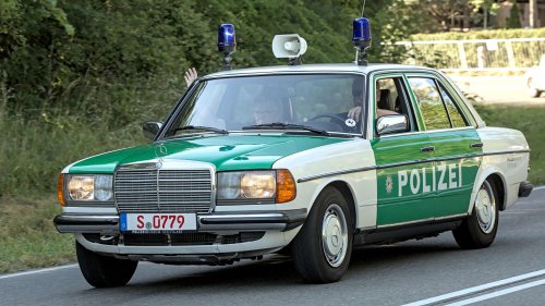 10 Classic Cars That Are A Nightmare To Care For &amp; 10 That Are A Dream