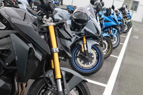 Suzuki | 24年間乗った『隼』からスーパー電脳バイク『GSX-S1000GX』に乗り換えた感想は……？【SUZUKI HEROES！スズキ乗り突撃インタビューFile／GSX-S/R MEETING 2024編 ①】