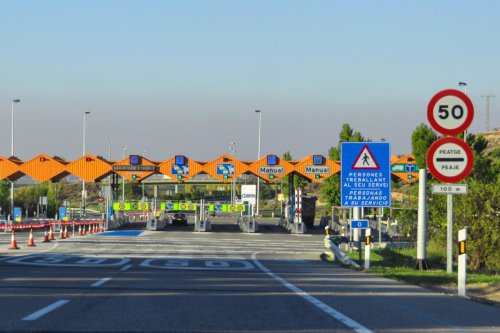 Autopistas de peaje: esto han subido los precios antes de la operación salida de Semana Santa