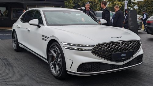 Luxury sedans buyers are still seeking in 2025