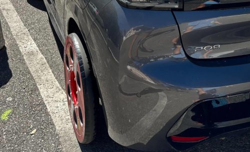 Ni normales ni de ‘galleta’: ¿qué son estas ruedas tan finas y para qué sirven?