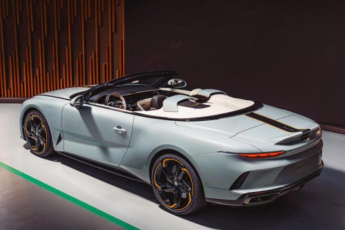 ベントレー | メルセデス・ベンツ | アストンマーティン | シトロエン | ホンダ | ヒョンデ | インフィニティ | ランボルギーニ | ランドローバー | マクラーレン | フォルクスワーゲン | フィアット | スマート | トヨタ | シボレー | レクサス | アルピーヌ | クライスラー | フェラーリ | フォード | ジャガー | ジープ | ロータス | プジョー | ルノー | ロールス・ロイス | スバル | メルセデス | アルファロメオ | アルピナ | オペル | ポルシェ | ボルボ | シュコダ | ブガッティ | ジェネシス | スズキ | テスラ | ビュイック | ダイハツ | クプラ | アウディ | キャデラック | ベントレーが「バトゥール コンバーチブル」を初公開。史上最強のW12を搭載したカスタムメイドのオープンモデル
