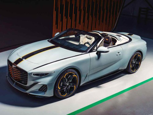 ベントレーが「バトゥール コンバーチブル」を初公開。史上最強のW12を搭載したカスタムメイドのオープンモデル