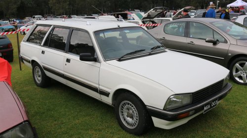20 Boxy Car Designs We Still Love