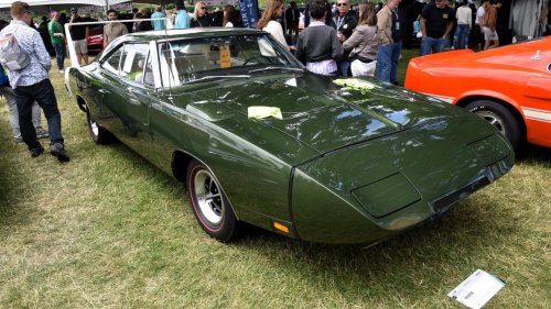 10 muscle cars across generations that defined American performance