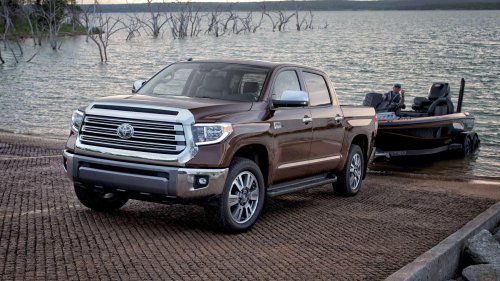Toyota, How Toyota's dynamic force V6 compares to the V8 it replaced