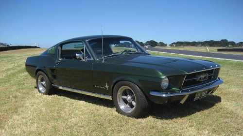 What made the 1967 Mustang fastback an instant icon