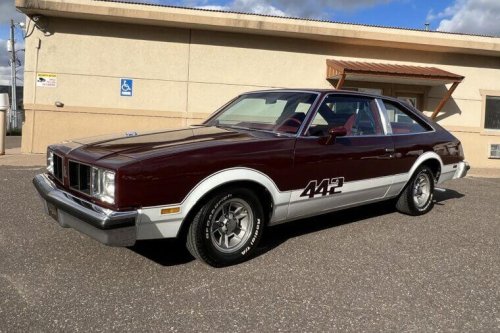 Muscle Cars That Were All Looks and No Power