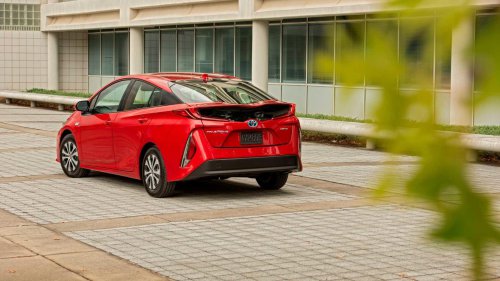 Used hybrid vehicles that make for great buys today