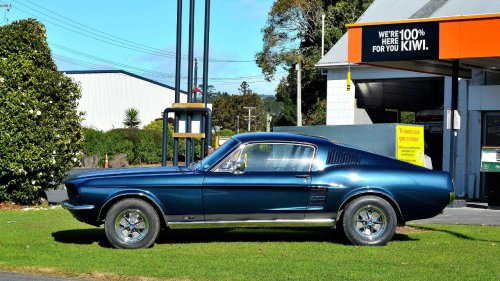 What made the 1967 Mustang fastback an instant icon
