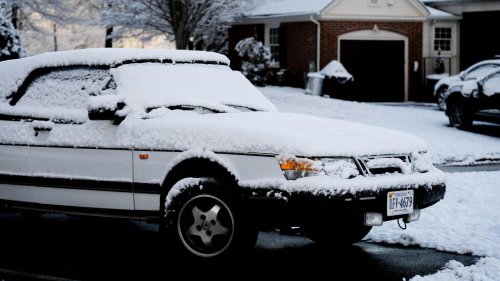 20 Driving Rules No One Follows (But Totally Should)