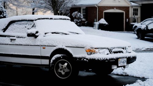 20 Driving Rules No One Follows (But Totally Should)