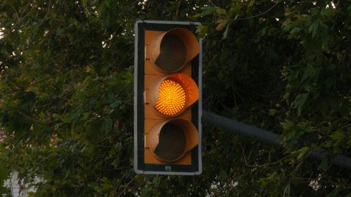 20 Driving Rules No One Follows (But Totally Should)