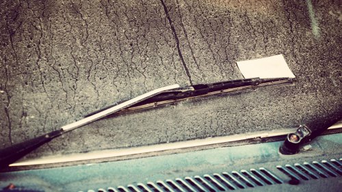 20 Driving Rules No One Follows (But Totally Should)