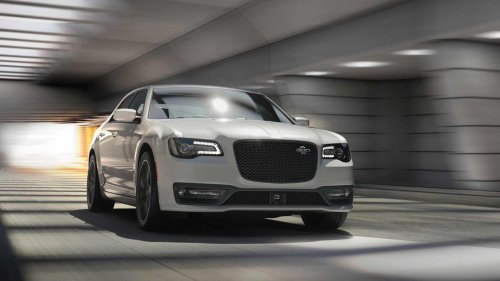 The Chrysler 300 was the last great American RWD luxury sedan