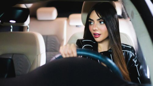 20 Driving Rules No One Follows (But Totally Should)