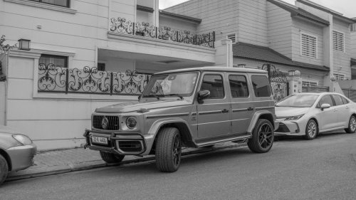 20 Driving Rules No One Follows (But Totally Should)