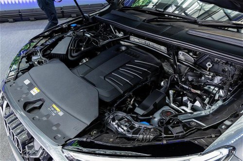 アウディ新型｢Q5｣日本導入､問われるSUVの価値