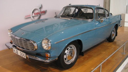 9 classic cars that mechanics say were built to last
