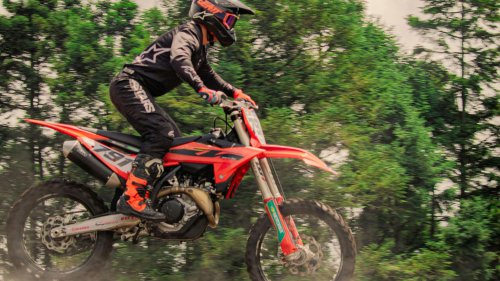 20 Reasons People Prefer Motorcycles Over Cars