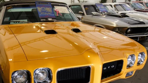 Muscle Cars, Muscle cars that looked fast but delivered weak performance