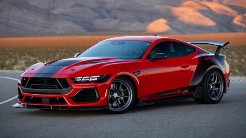 The highest torque muscle car with a manual transmission