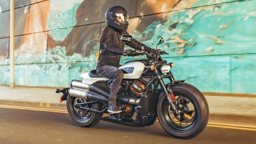 10 Harleys that are better bought used