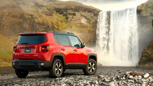 Jeep's smallest SUV died in 2024, and nobody really noticed