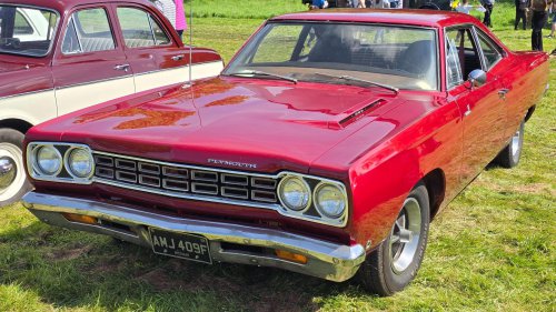 Gone But Not Forgotten: The 20 Coolest Cars From The '60s