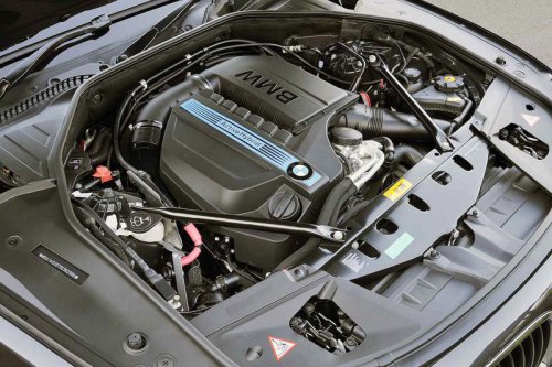 【10年ひと昔の新車】BMWにもフルハイブリッドのフラッグシップ「アクティブハイブリッド7」が登場