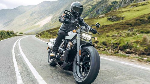 The power cruiser that feels fast, comfortable, and surprisingly practical