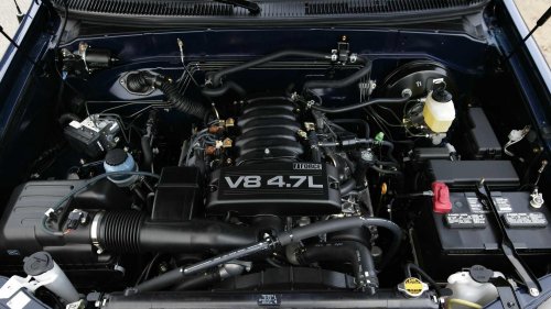 Toyota, Toyota Sequoia, The original Toyota Sequoia with legendary 2UZ-FE V8 is appreciating in value