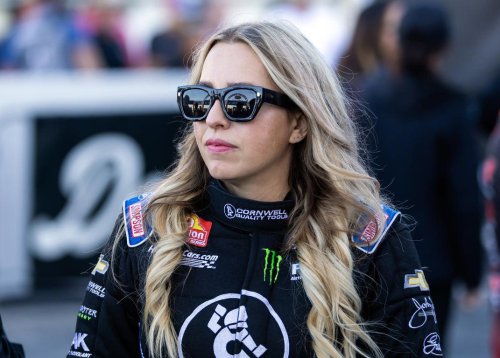 Fantastic photos of auto racing icons and sisters Courtney, Ashley and Brittany Force
