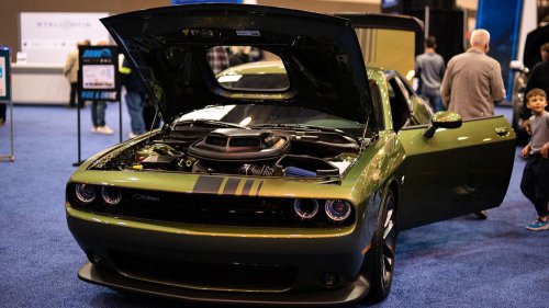 Why did old muscle cars use shaker hoods? Explained