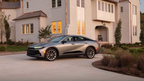 The Toyota sedan that rivals the Lexus ES for comfort