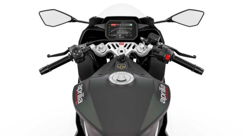 The beginner-friendly sports bike that doesn't feel like a compromise