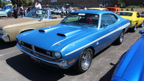 Dodge, Muscle Cars, 10 Dodge muscle cars that kept the V8 alive