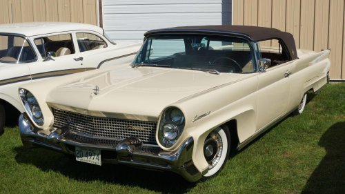 High-Powered Cars From Pre-1960 That Paved The Way For The Muscle Car Era