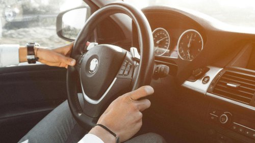 10 Features Car Manufacturers Should Stop Prioritizing &amp; 10 We Wish They Did