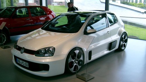 The 20 Fastest Concept Cars