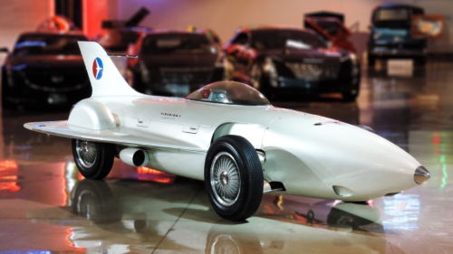 The forgotten American car with a helicopter engine that got buried by the Big Three