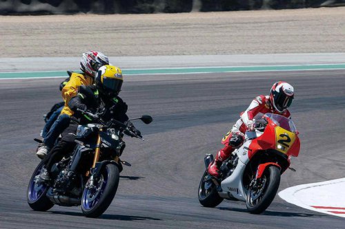 ウェイン・レイニーがラグナ・セカを34年ぶりに走行！ 特別仕様のヤマハ「XSR900GP」が市販導入なるか⁉