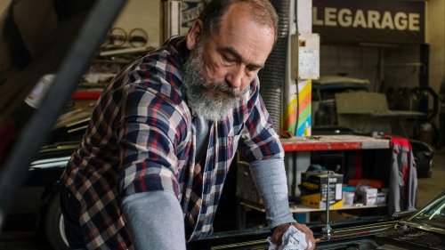 10 Things Mechanics Do That We All Hate & 10 Things Drivers Do That Mechanics Hate