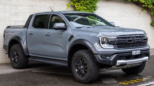 The 10 Largest Pick Up Trucks Beds &amp; The 10 Smallest