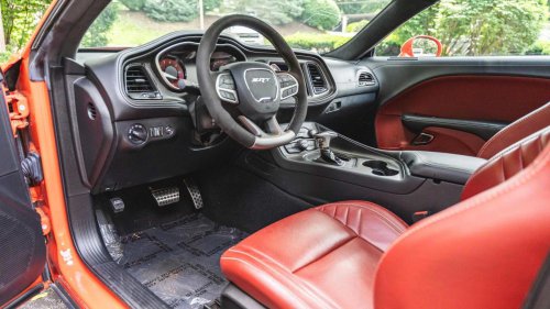 The first street-legal car to run a 10-second quarter mile